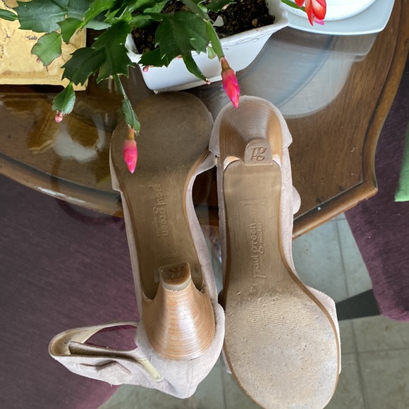 Paul Green; Suede Shoes, Block Heels, US Sz  8.5M, Excellent Used Condition - Picture 5 of 8